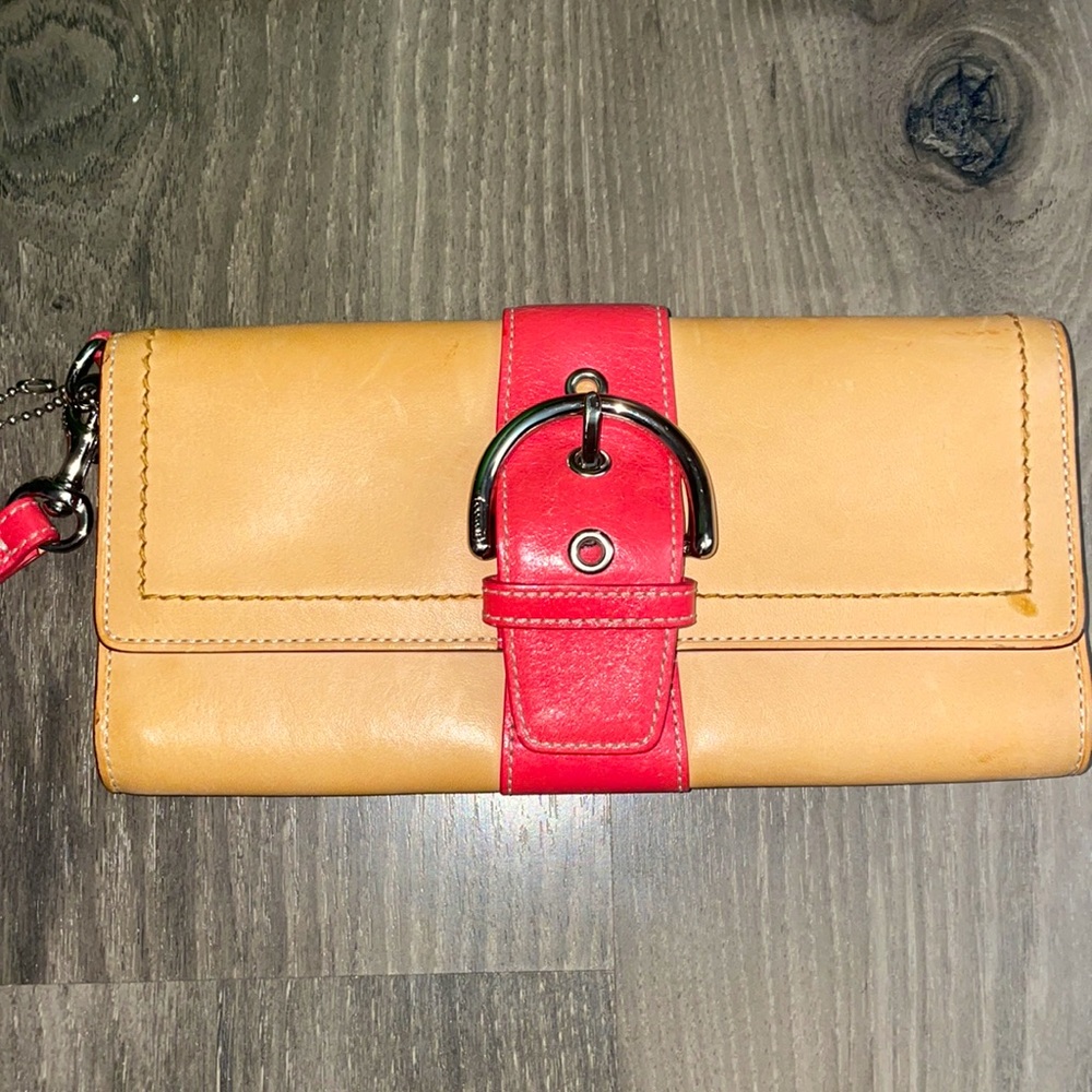 Vintage Tan/Red Coach Wallet/Wristlet
